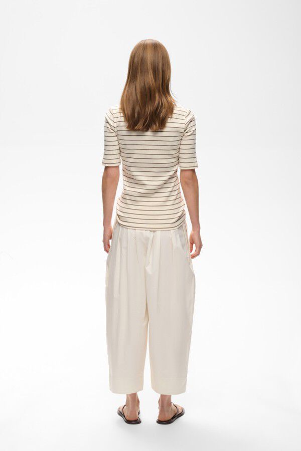 DagnaIW Striped V T-Shirt