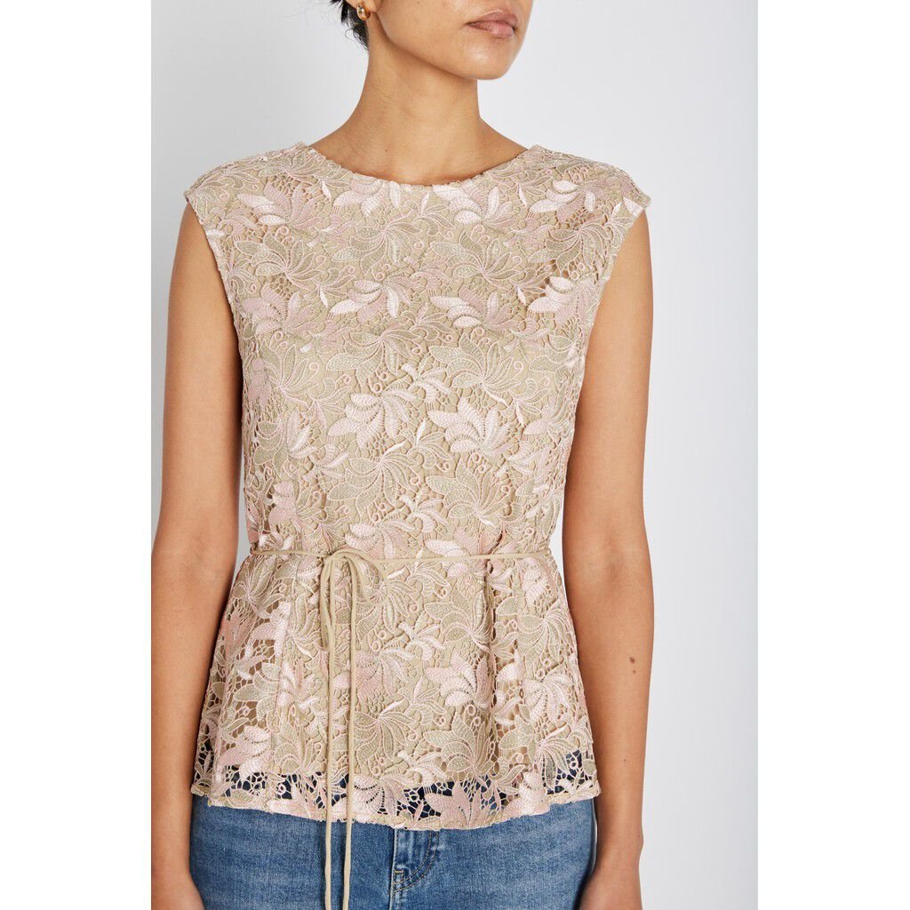 Adonidabboriia Blouse