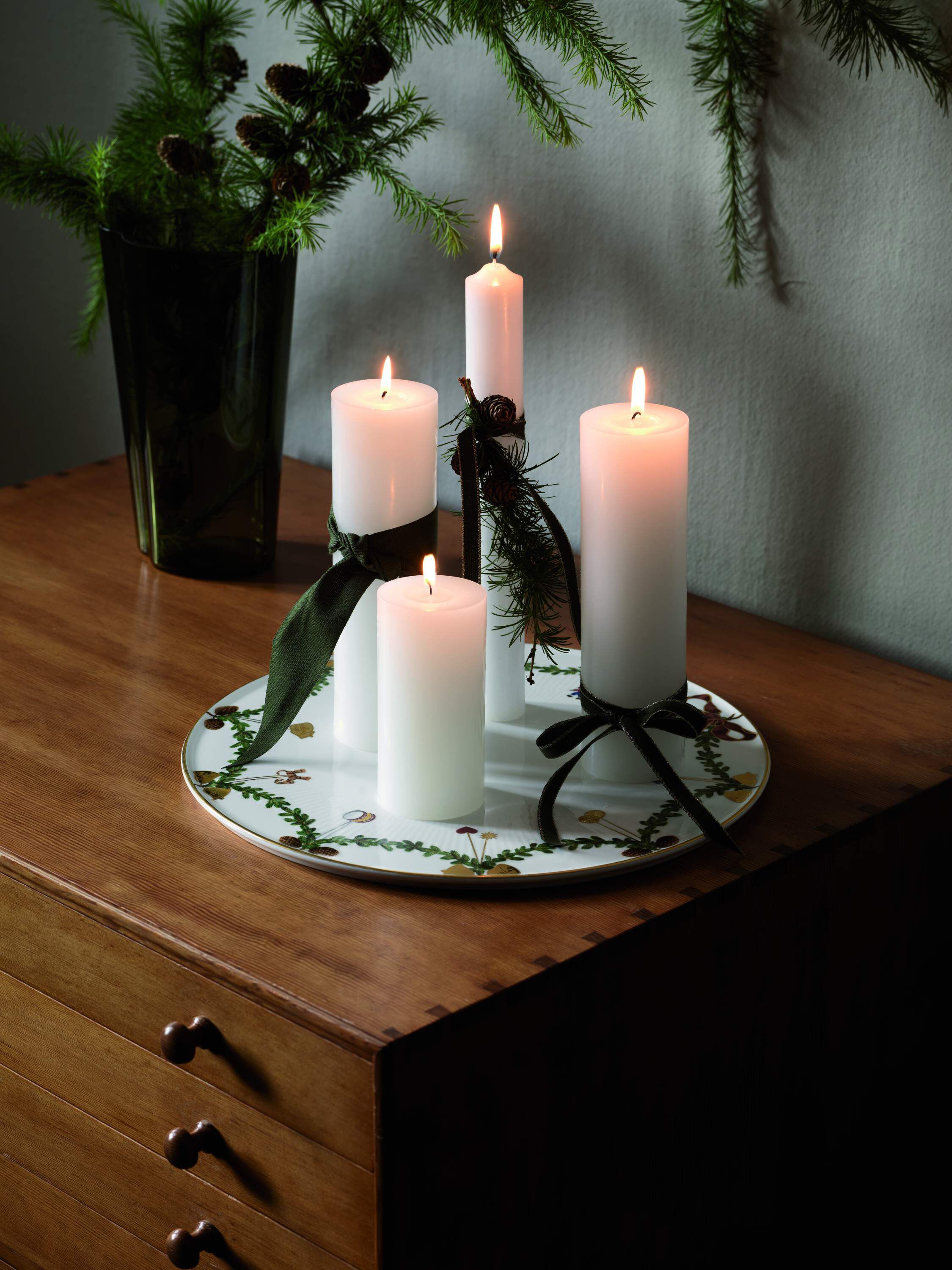 Stjerne Riflet Jul 32 cm. kagefad