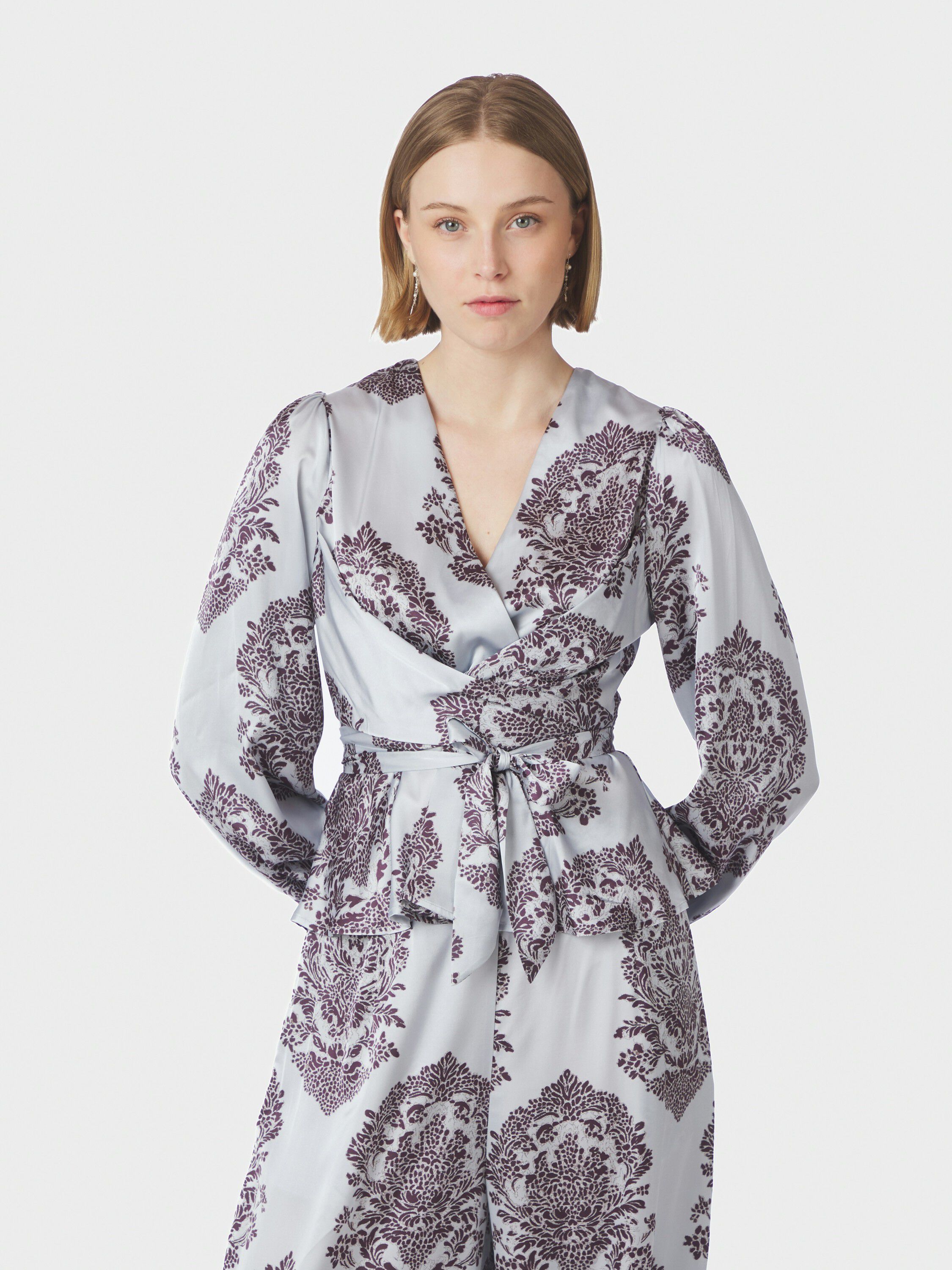 Rista Deco Drop Blouse