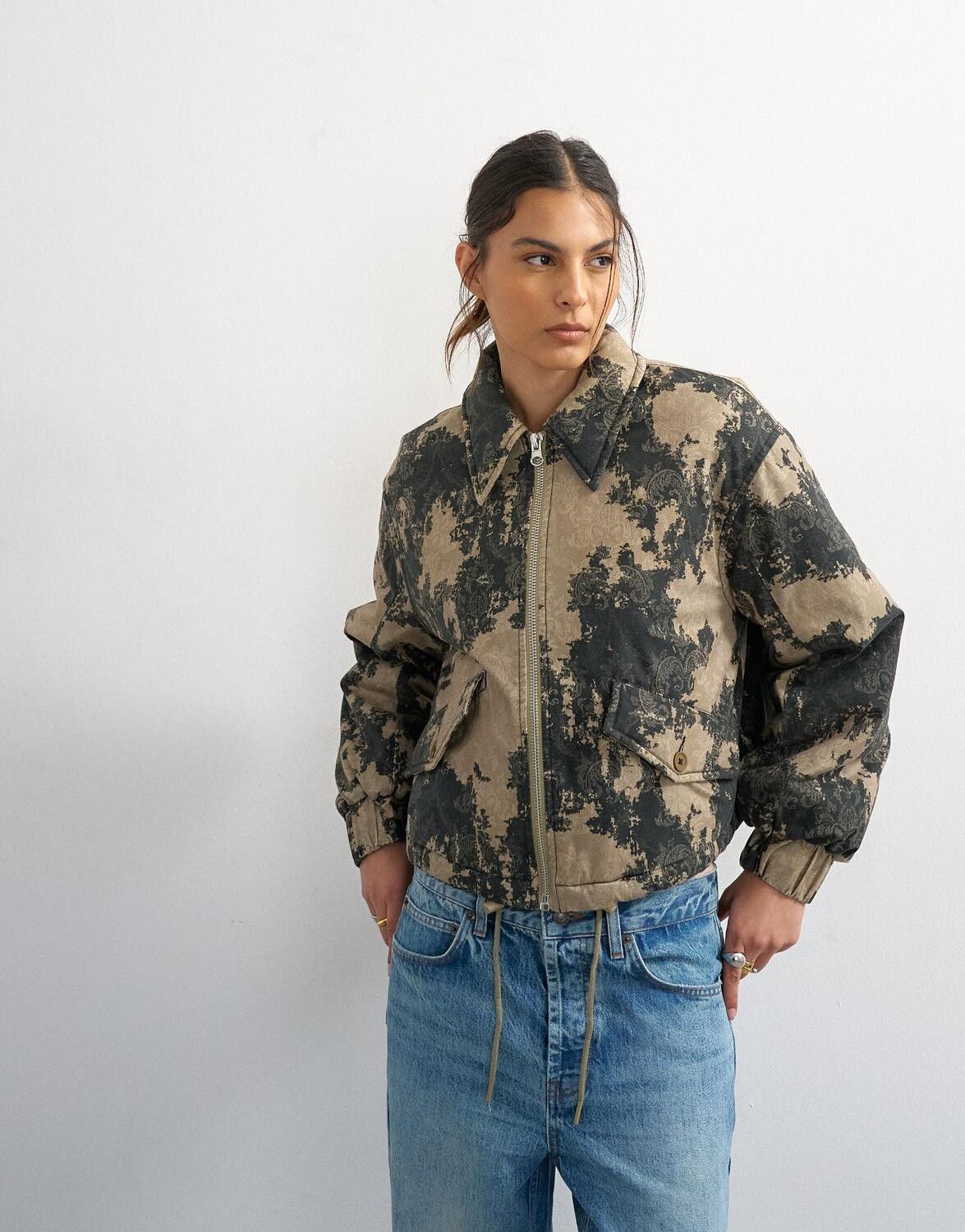 Tshope Printed Jacket Otw