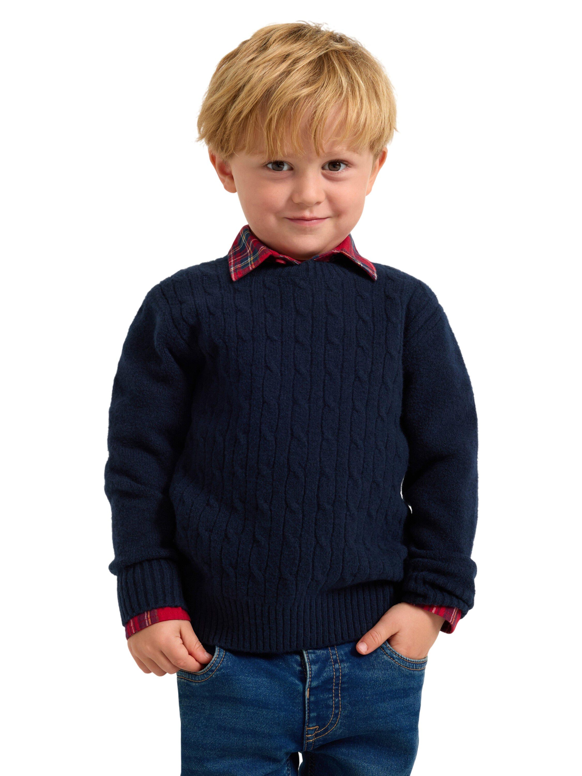 Sweater knitted cable