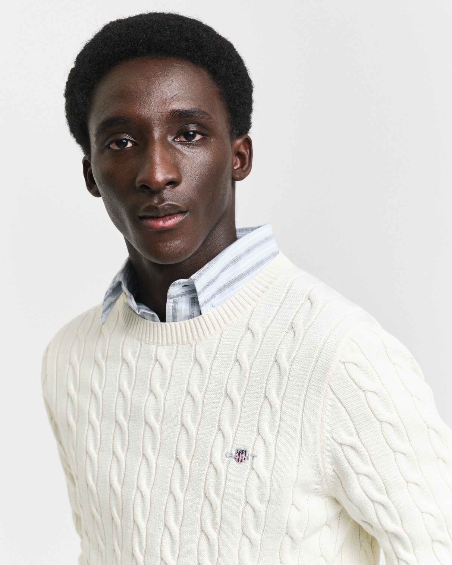 COTTON CABLE C-NECK