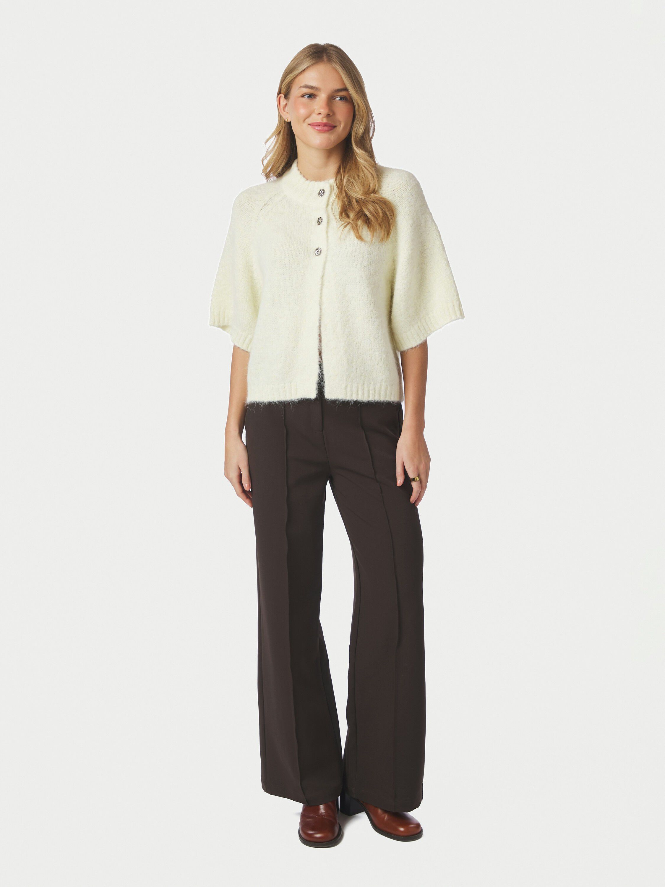 Benuta Fluffy Knit Cardigan