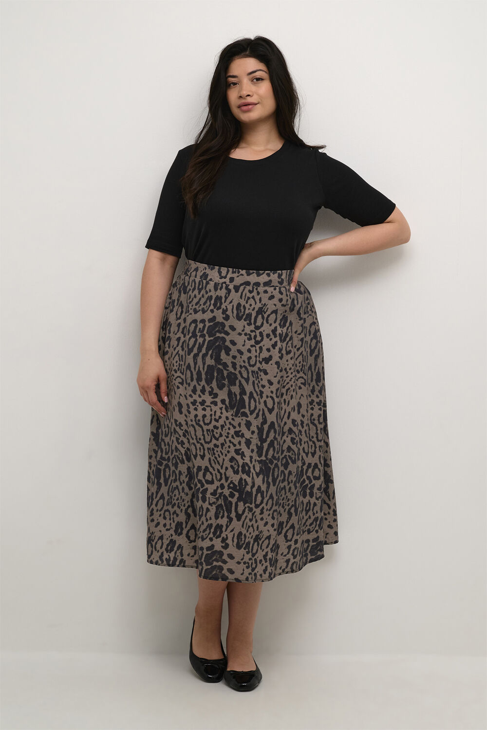 KCjola Skirt