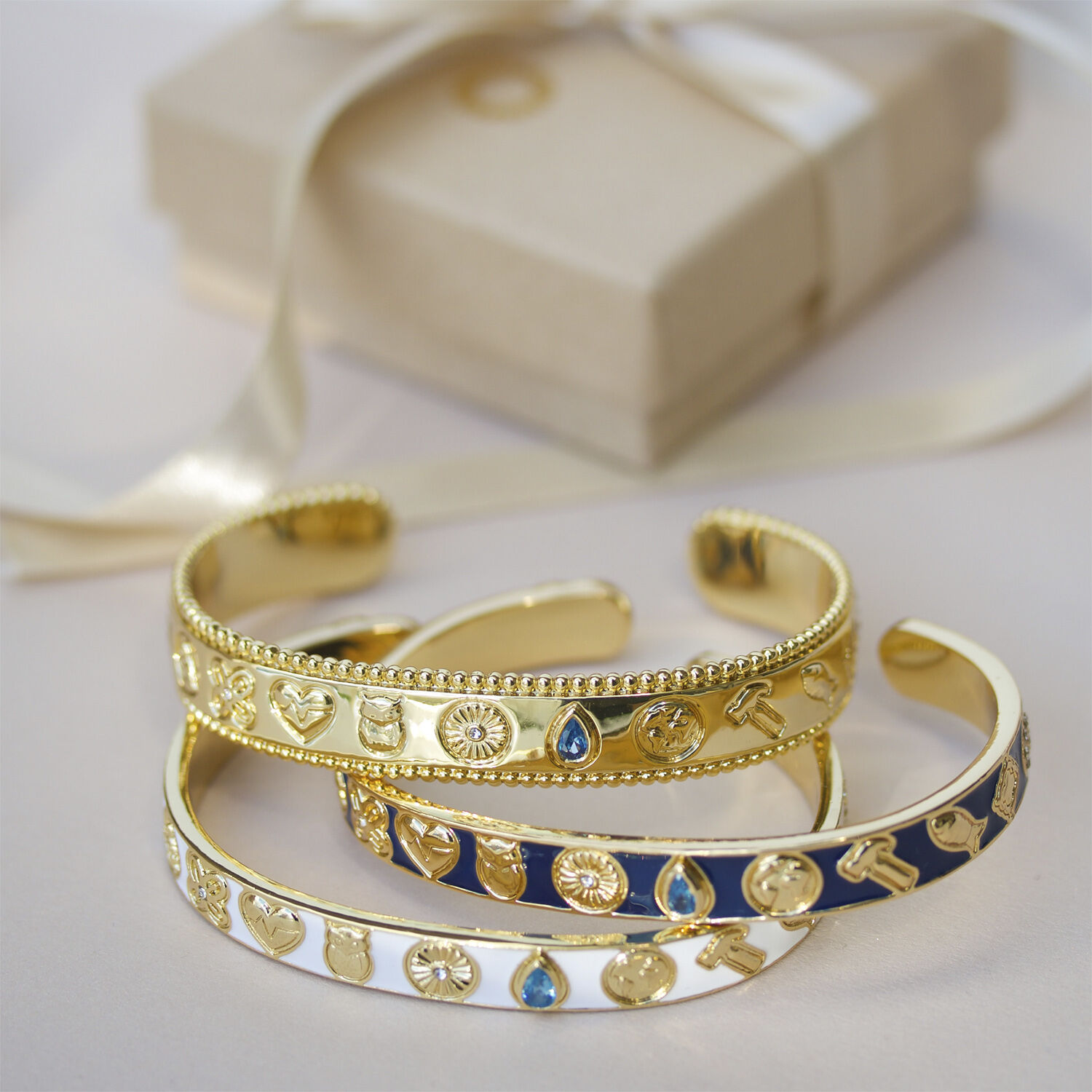 Global Goals Bangle - Medium