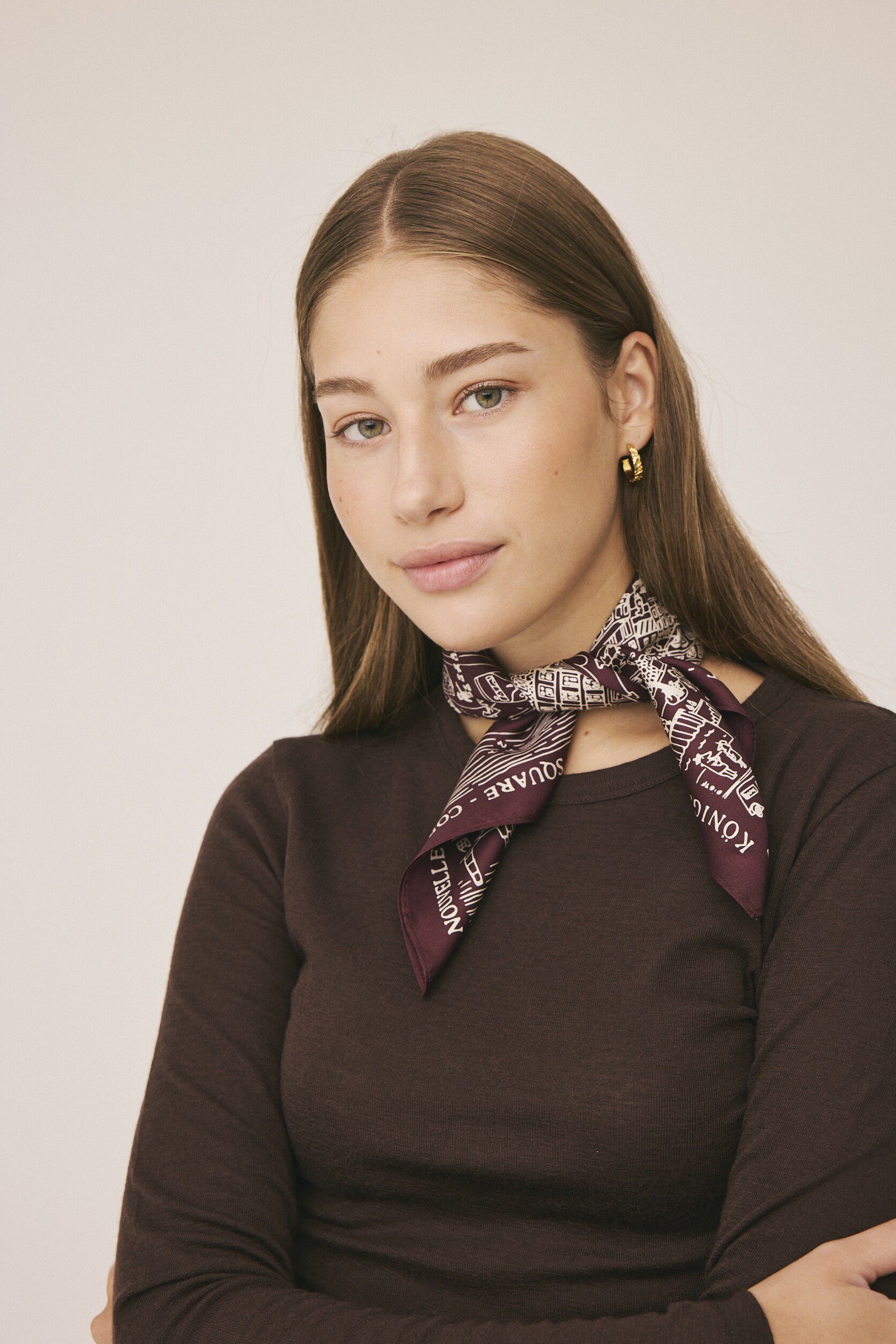 Magasin Iconic Scarf 53x53cm - 100% Silke