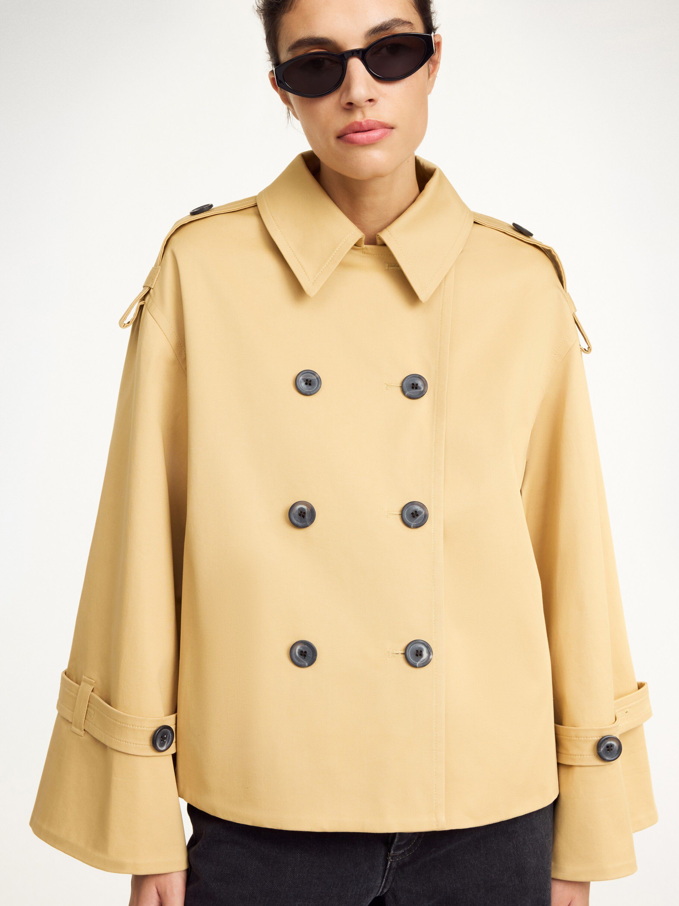 Alisandra kort trenchcoat