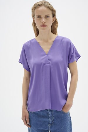 RindaIW Top