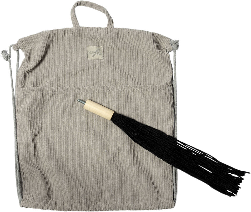 K&AElig;PHEST M/&Aring;BEN MUND, BRUN