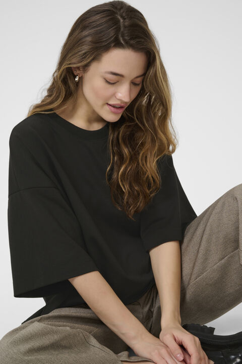 KAjenny Slit T-Shirt