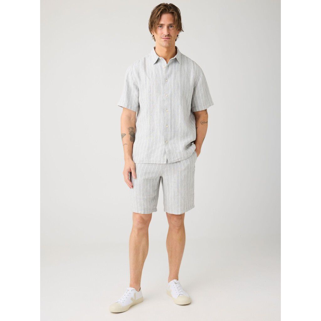 Relaxed linen stripe short sleeve shirt