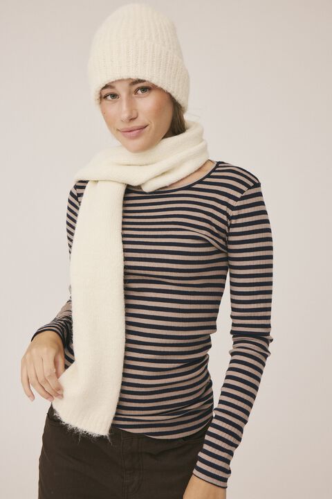 Evelyn 7 GRS Scarf