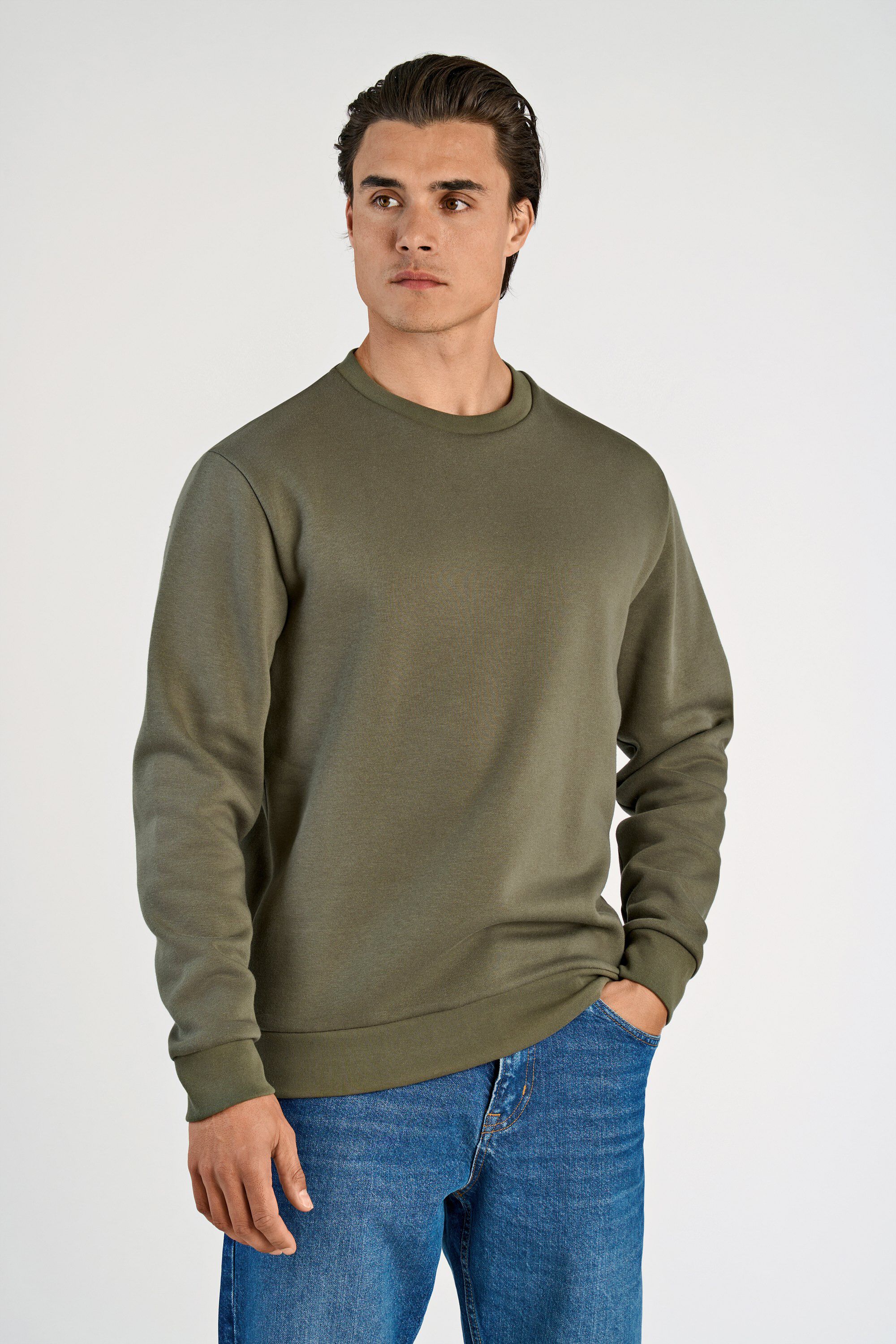 O-neck sweatshirt