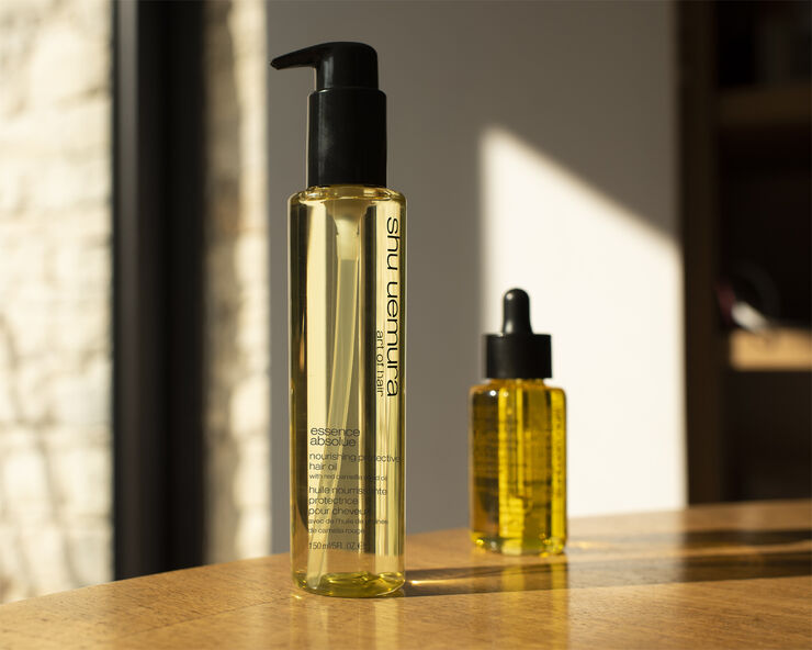 essence absolue nourishing protective hair oil