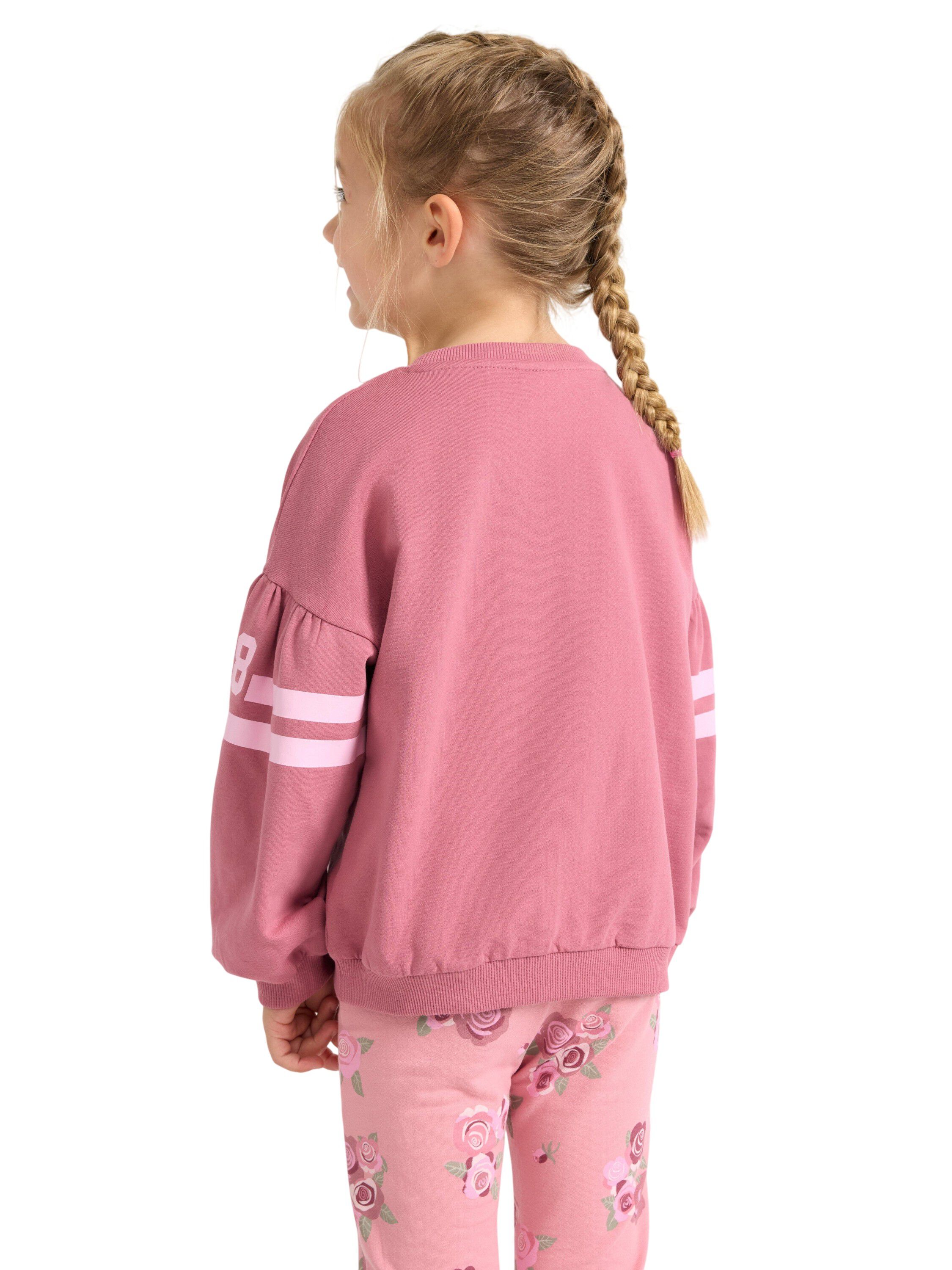 Genser med b&oslash;rstet innside.