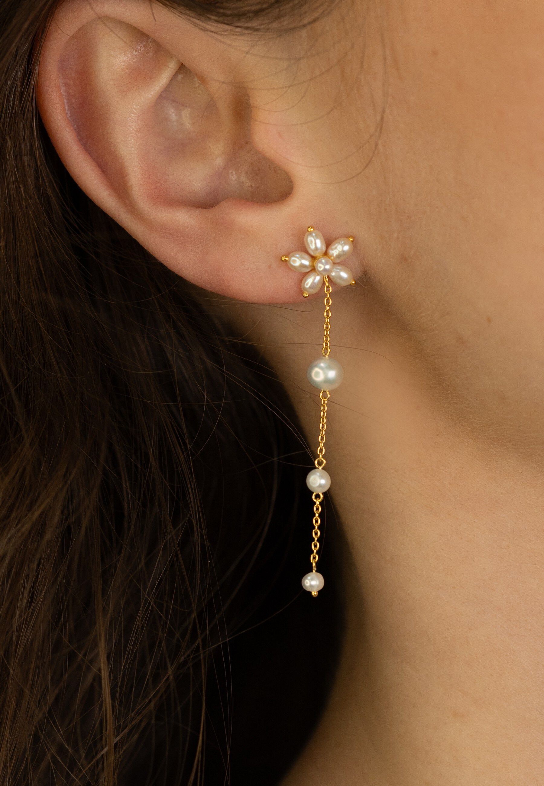 Pearl Signature Earhanger Long