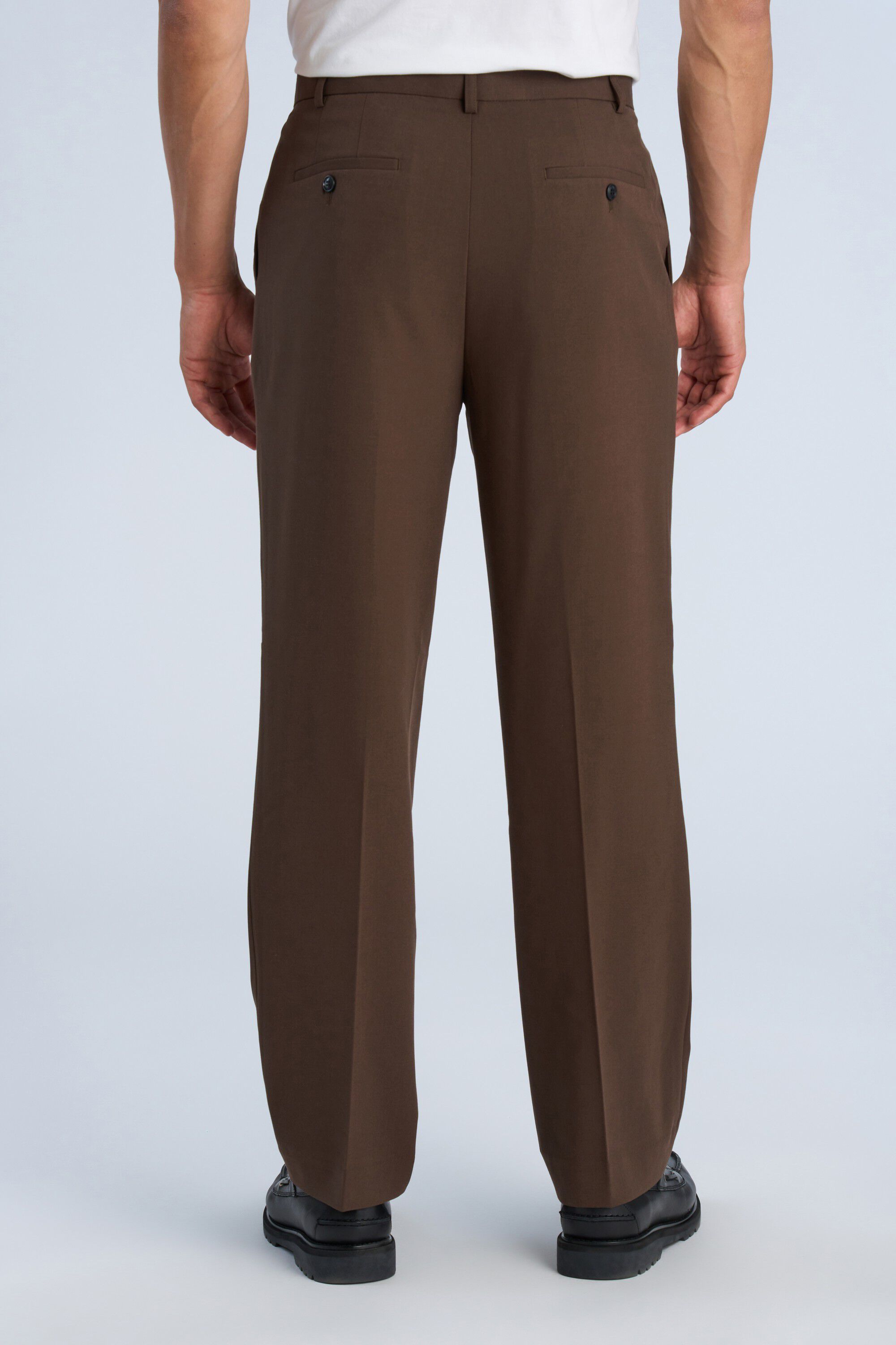 Relaxed pleated formal pants