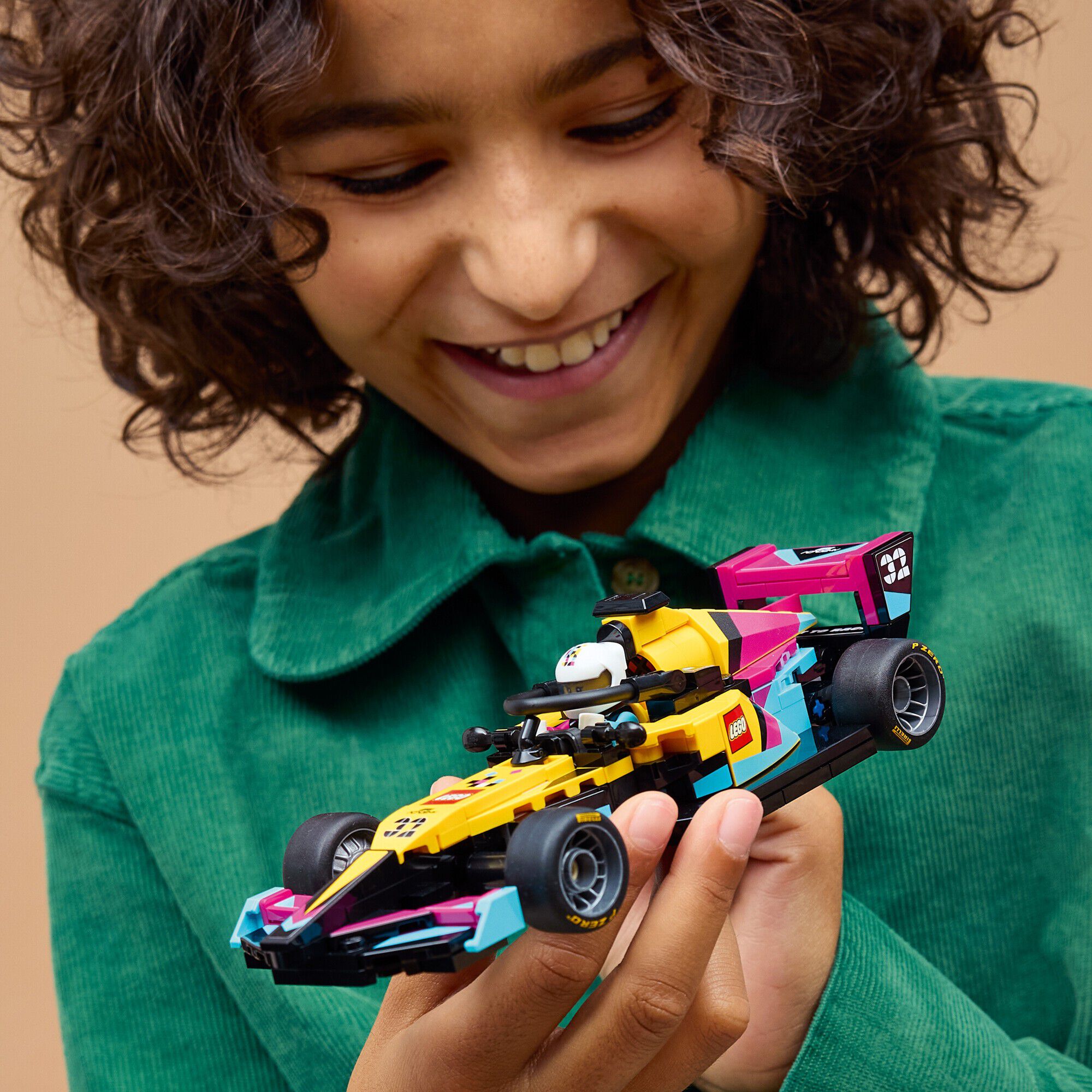 F1 ACADEMY&trade; LEGO&reg; racerbil 77258