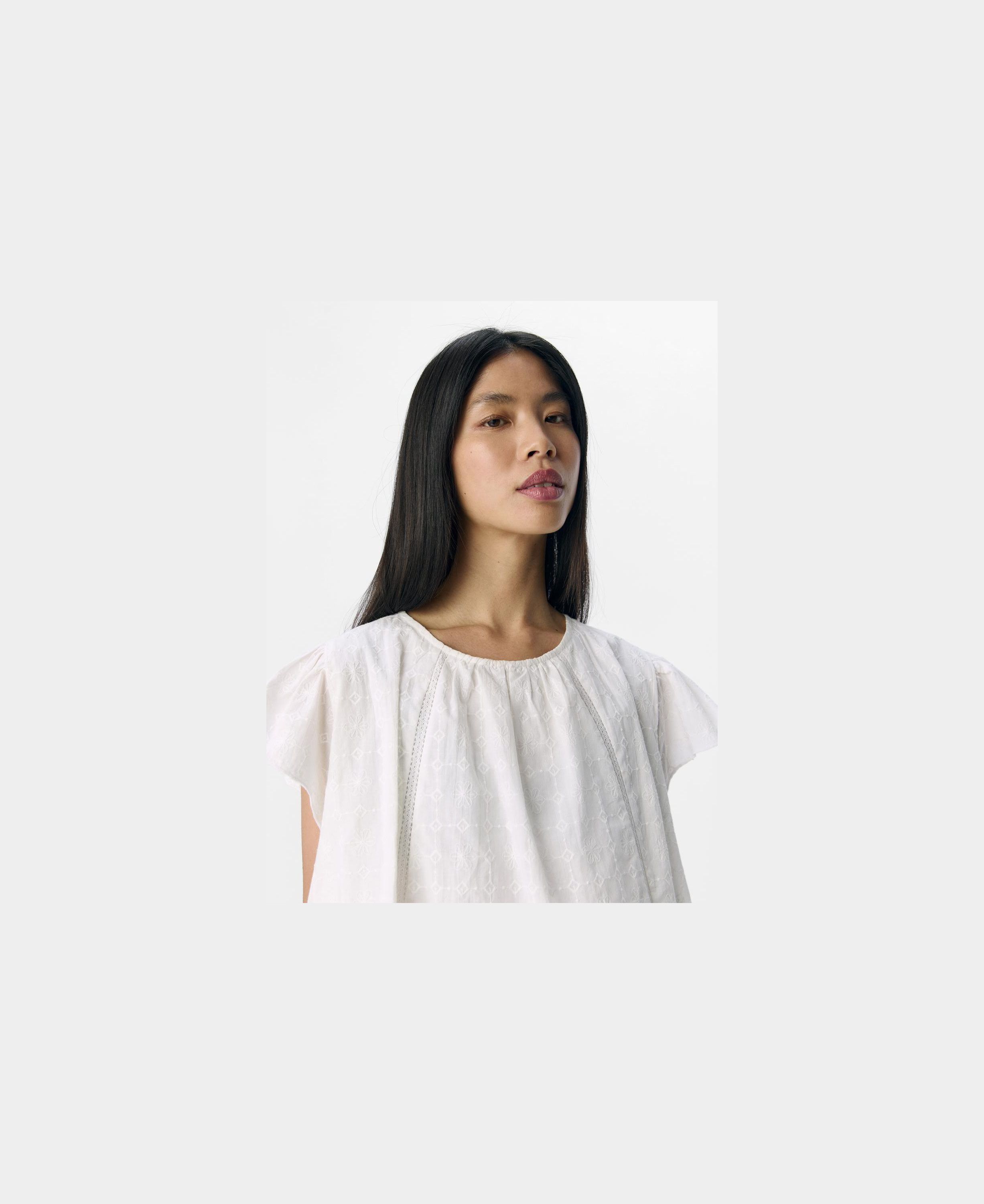 OBJBIA S/S O-NECK TOP 138