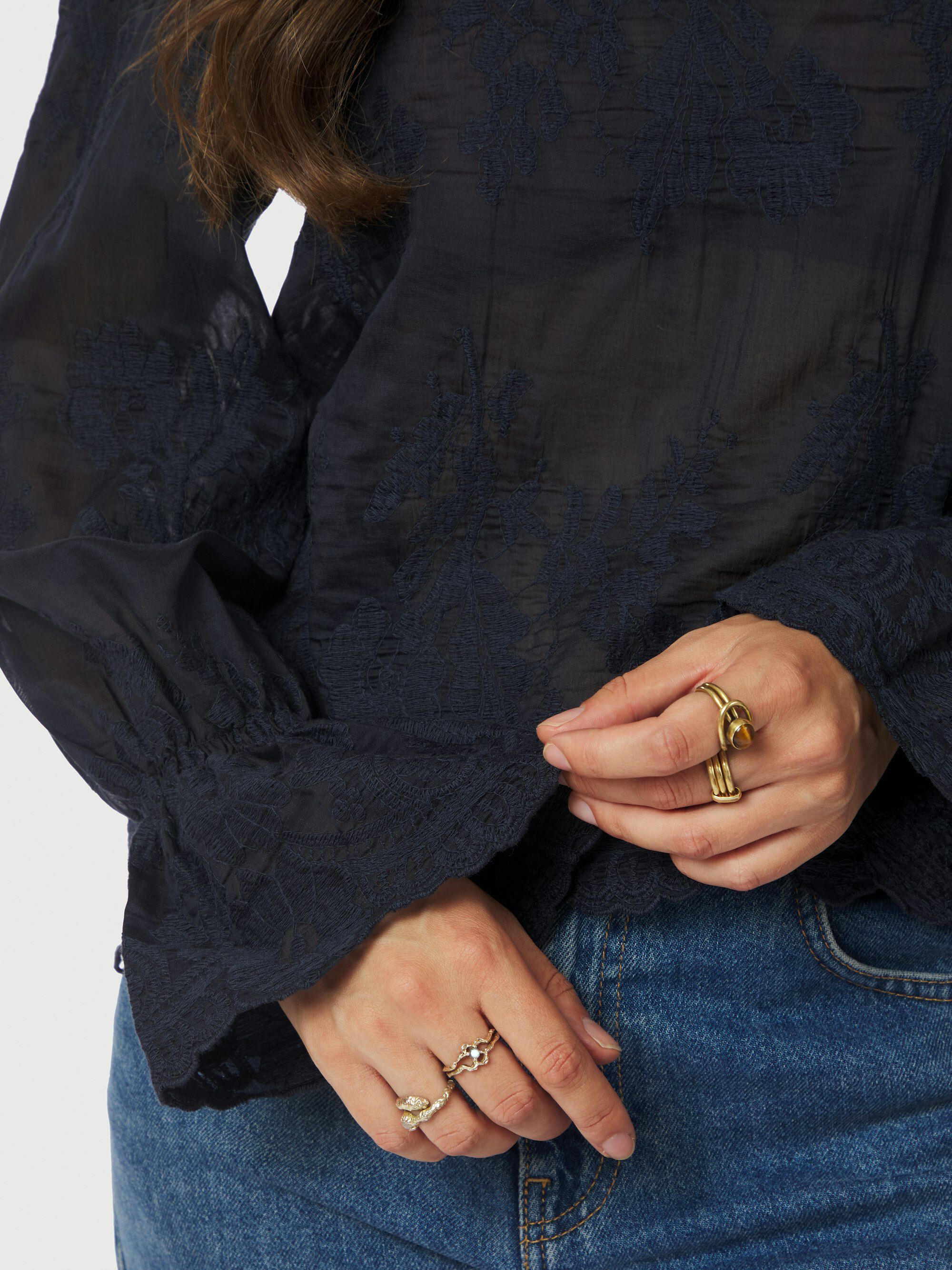 Amara Big Embroidery Blouse