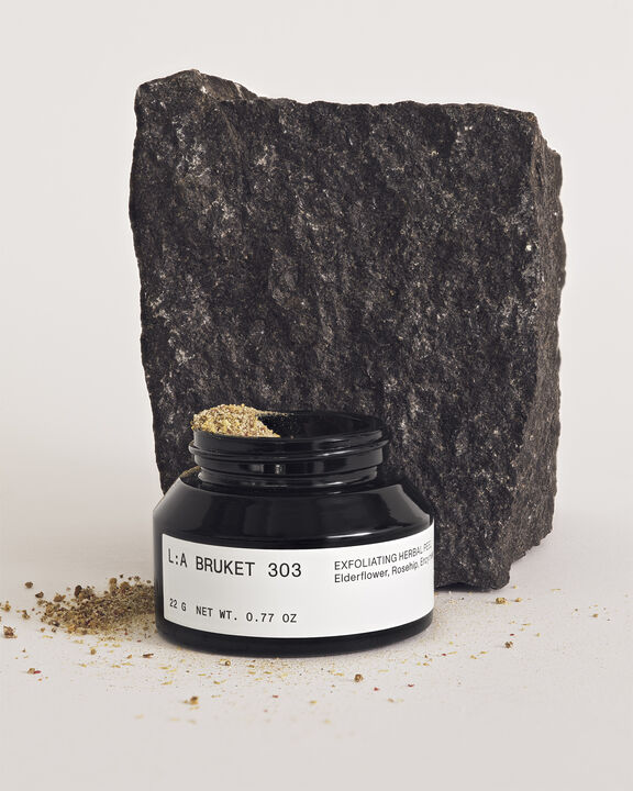 303 Exfoliating Herbal Peel