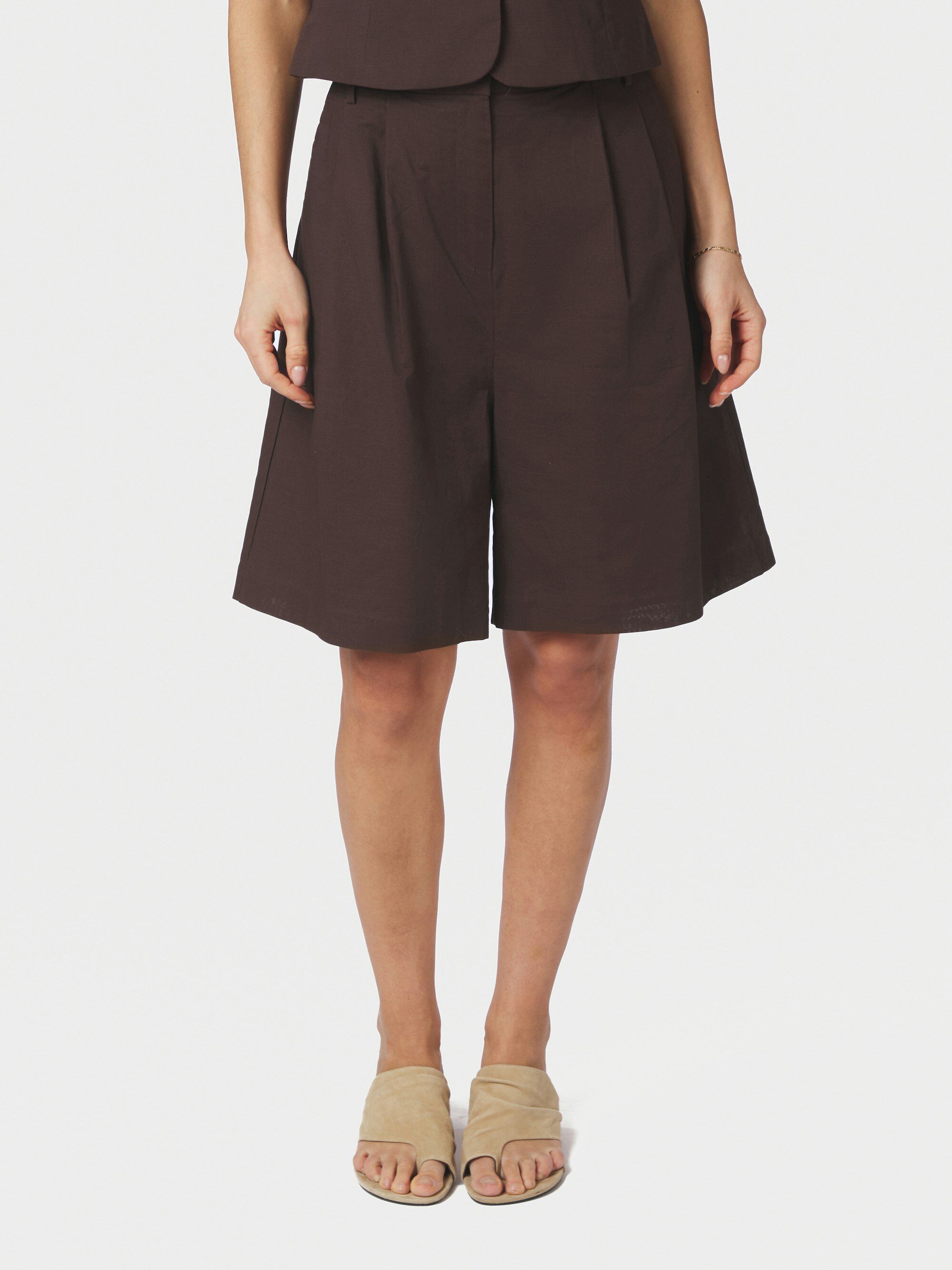 Nika Linen Shorts