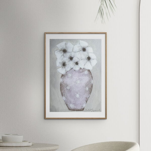 Isabel Savannah - A vase full of life