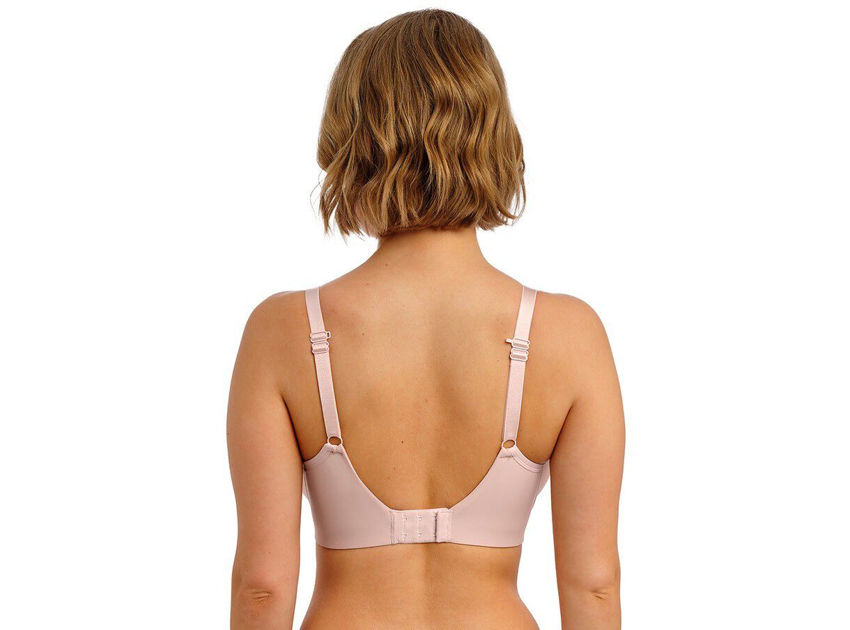 ESSENTIALLY SMOOTH UW�MOULDED BALCO