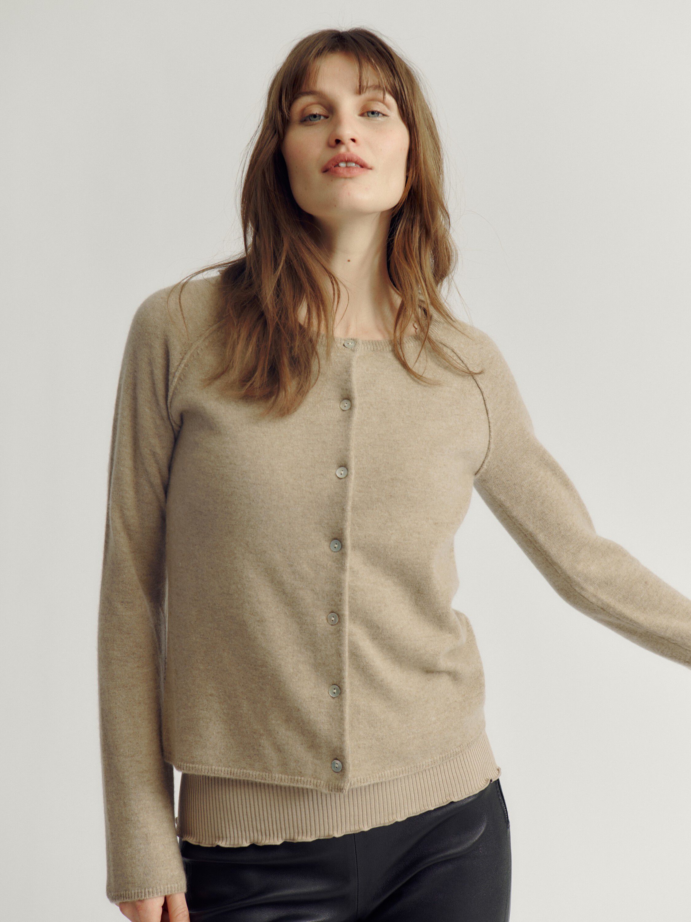 RWLaica Cashmere LS O-neck Raglan Cardigan