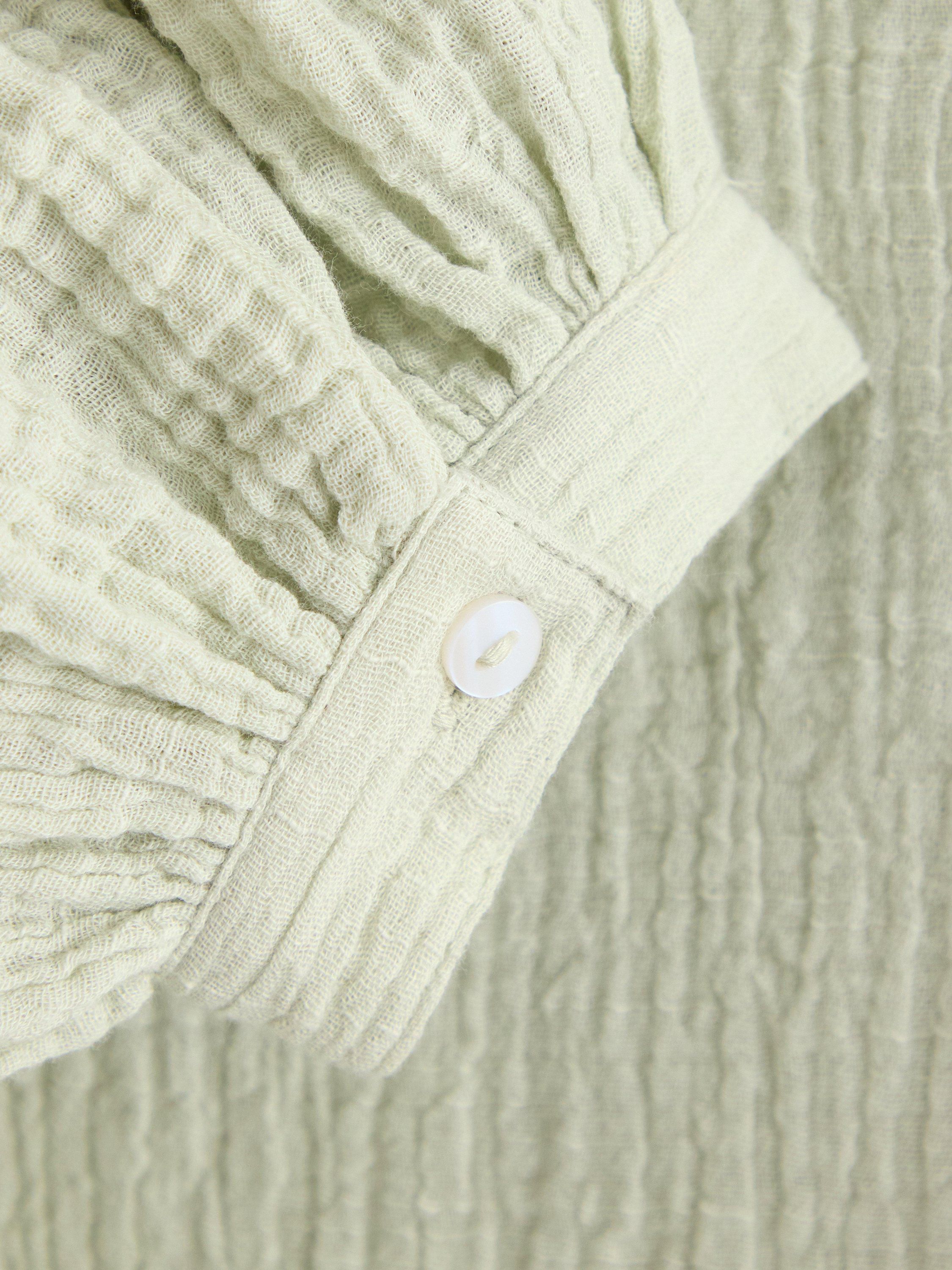 Soft blouse in cotton gauze with wi