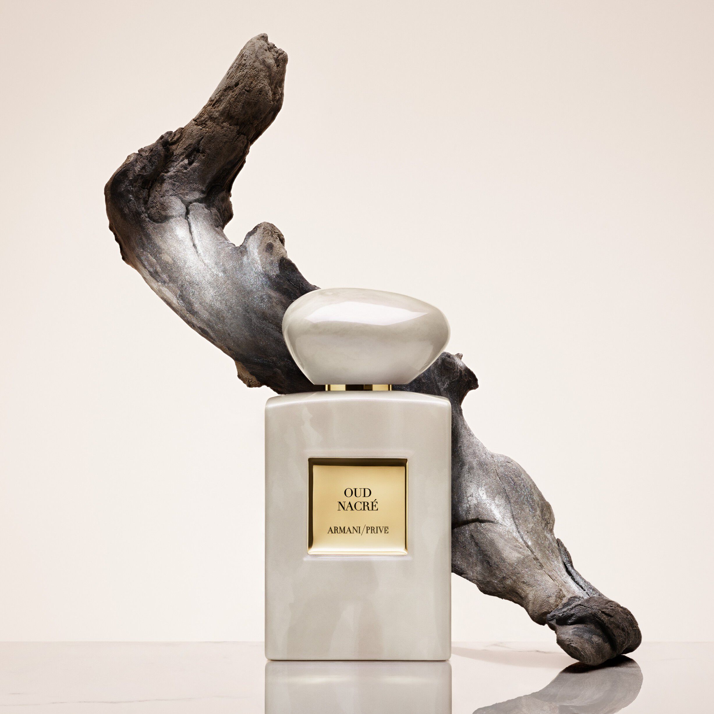 Armani/Priv&eacute; Oud Nacr&eacute; Eau De Parfum 50ml