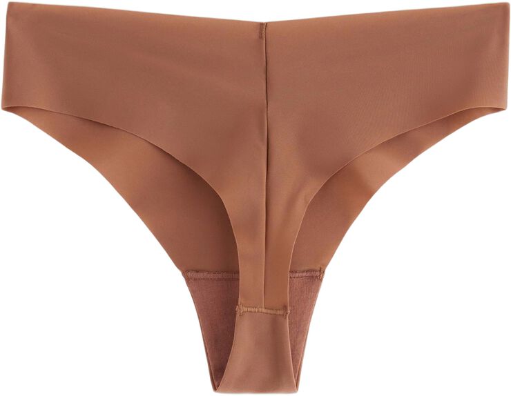 Usynlig string med normal midje