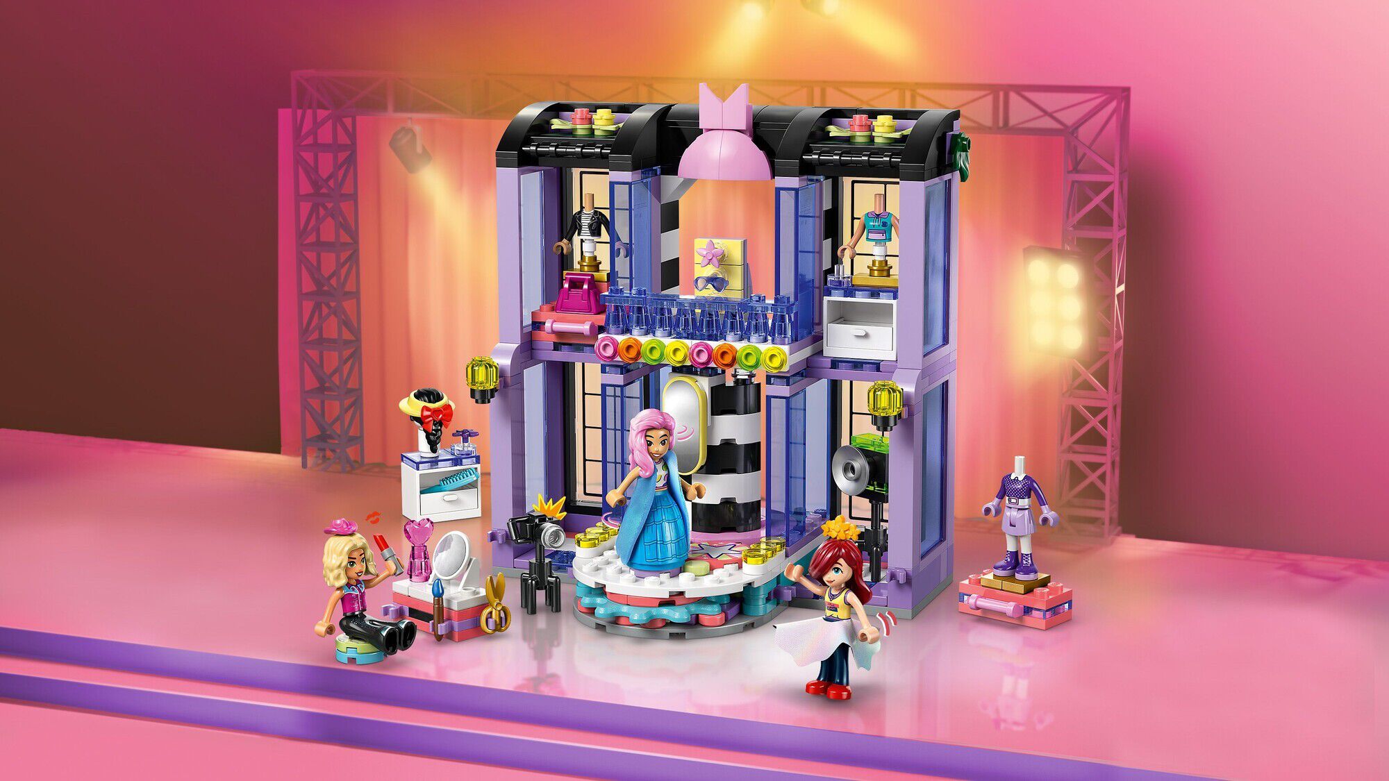 Heartlake Citys modeshow 42685
