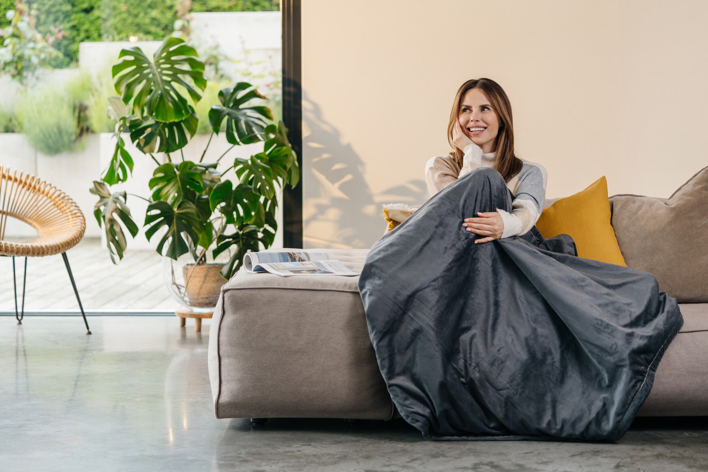 Varmeteppe i hvitt 150 cm x 130 cm PR-HD01R