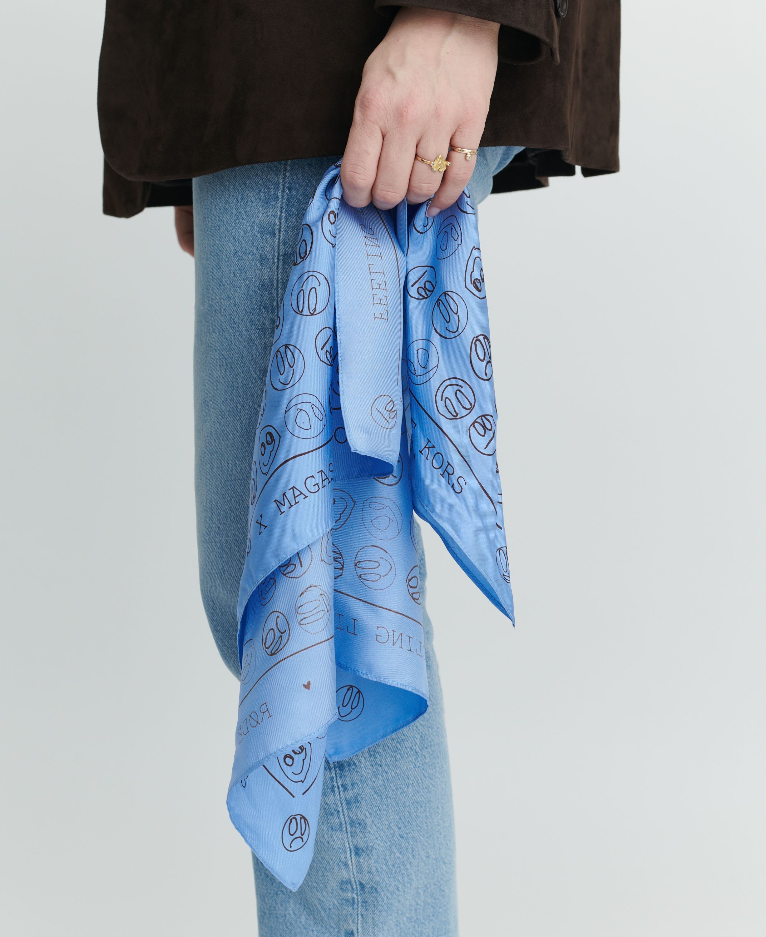 R&oslash;de Kors t&oslash;rkl&aelig;de - 53x53cm - 100% Silke