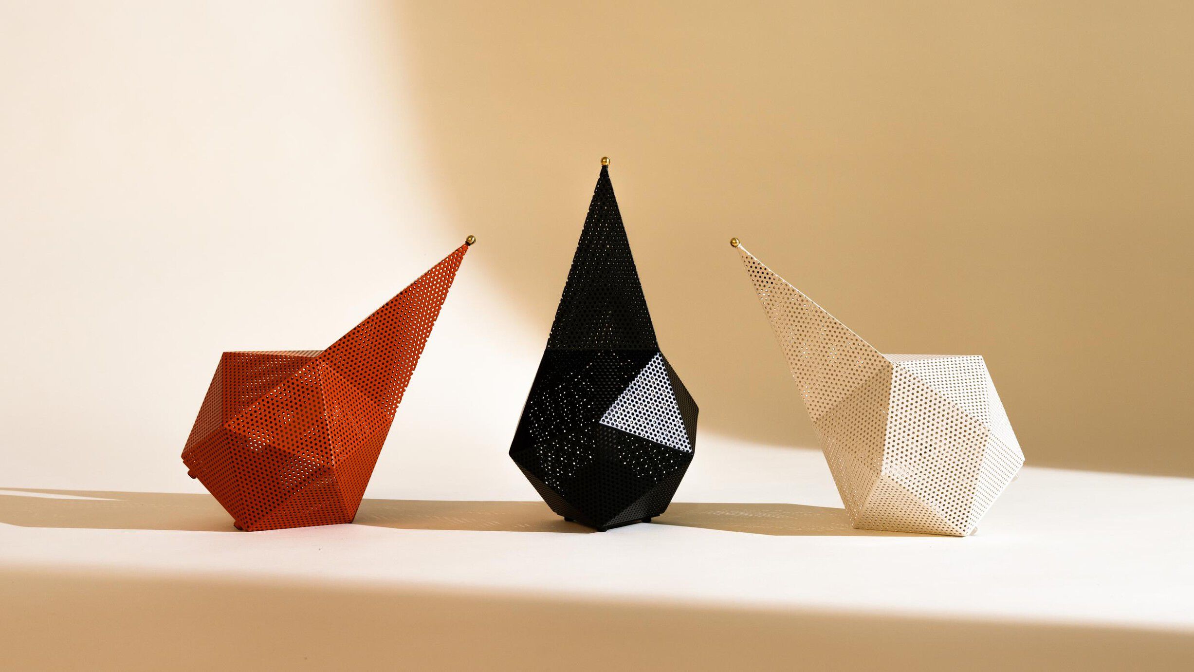 Bagdad Portable Lamp, EU (Shade: International Orange)