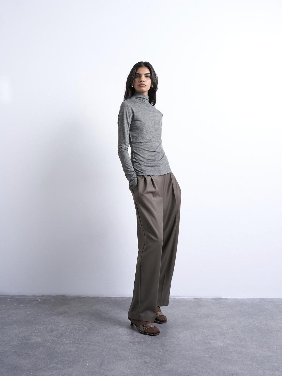 Tsmilla Ls Funnel Neck Top