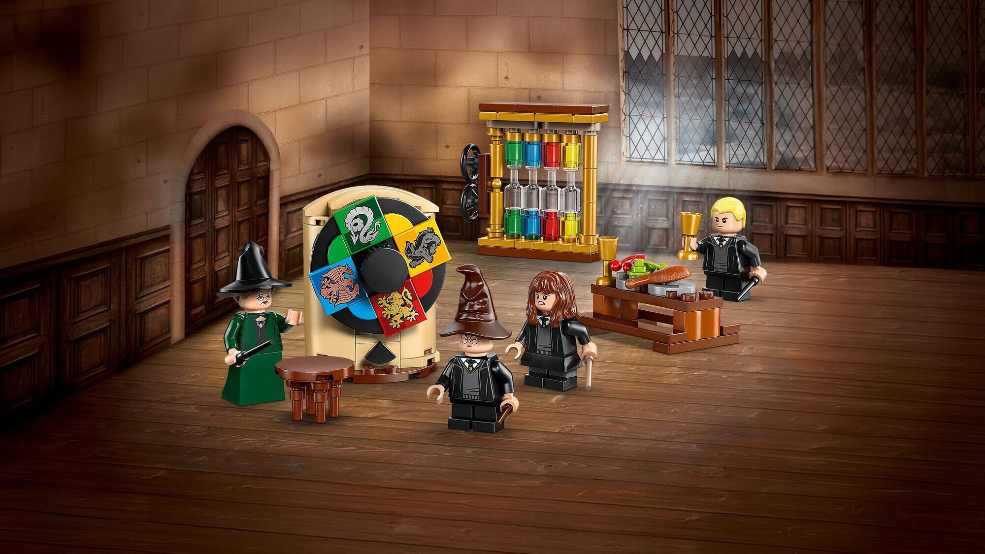 Hogwarts-slottet - Fordelingshat-ceremoni 76460