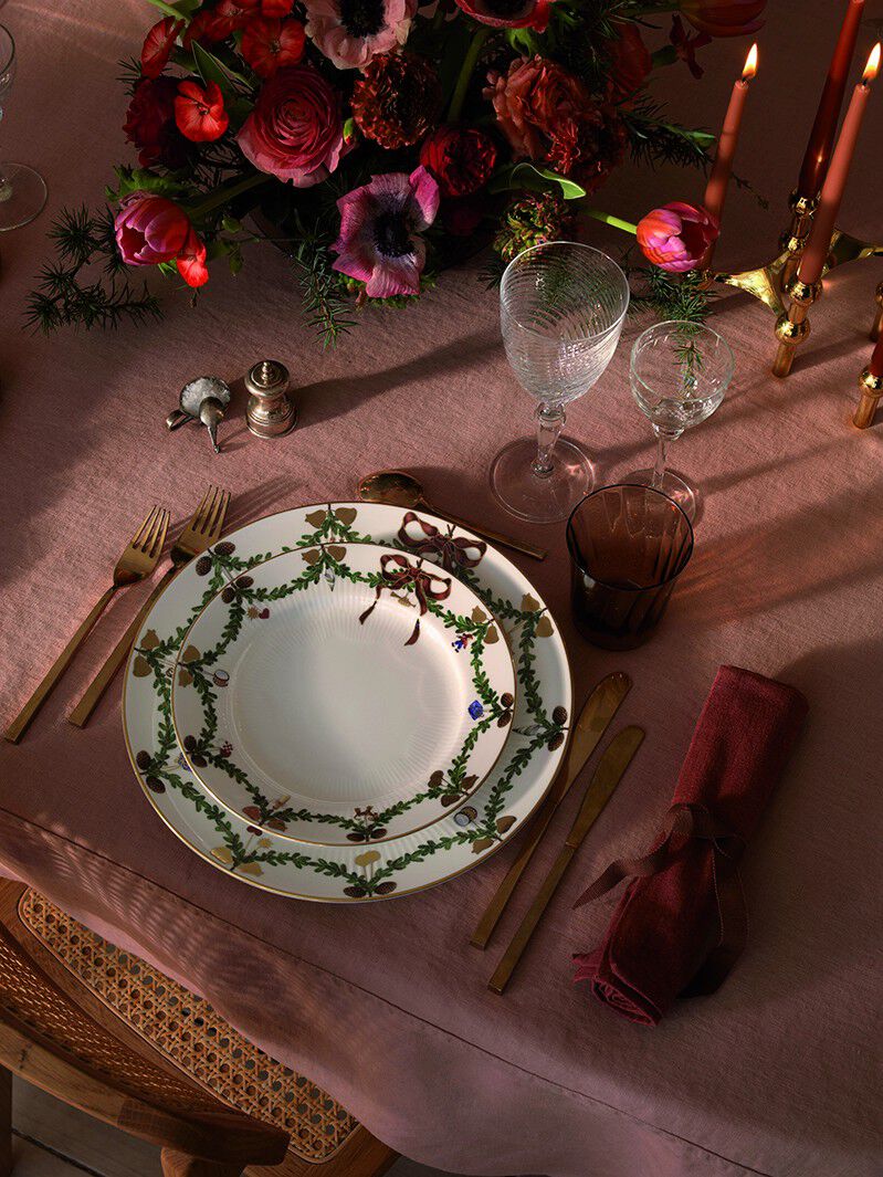 Stjerne Riflet Jul 27 cm. tallerken