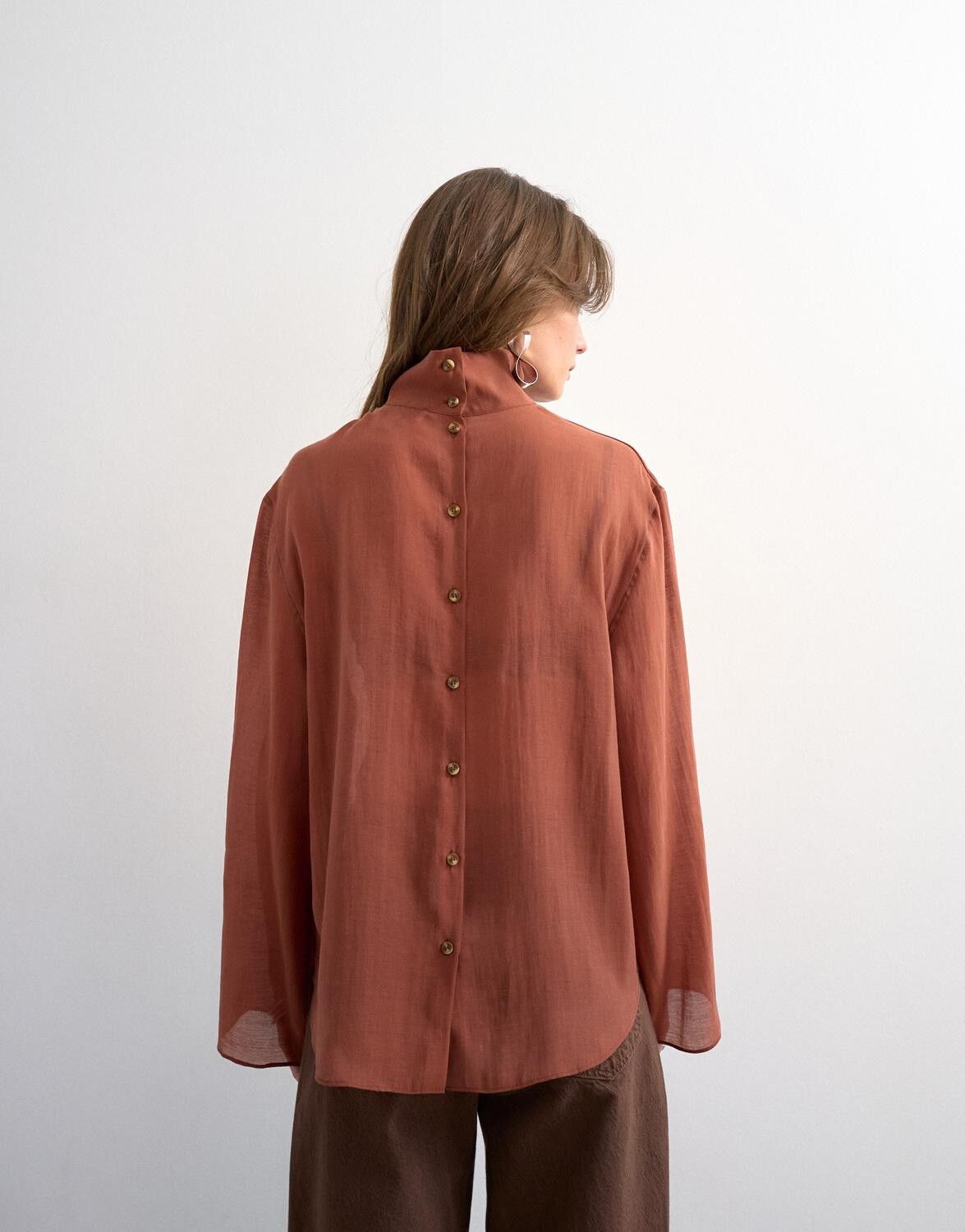 Tsesmee Ls Button Back Shirt Wvn