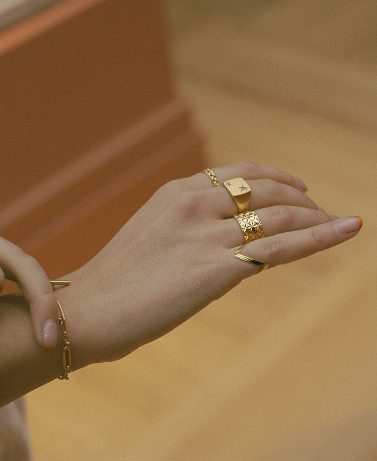 Reflection V-ring, gold-plated sterling silver-46