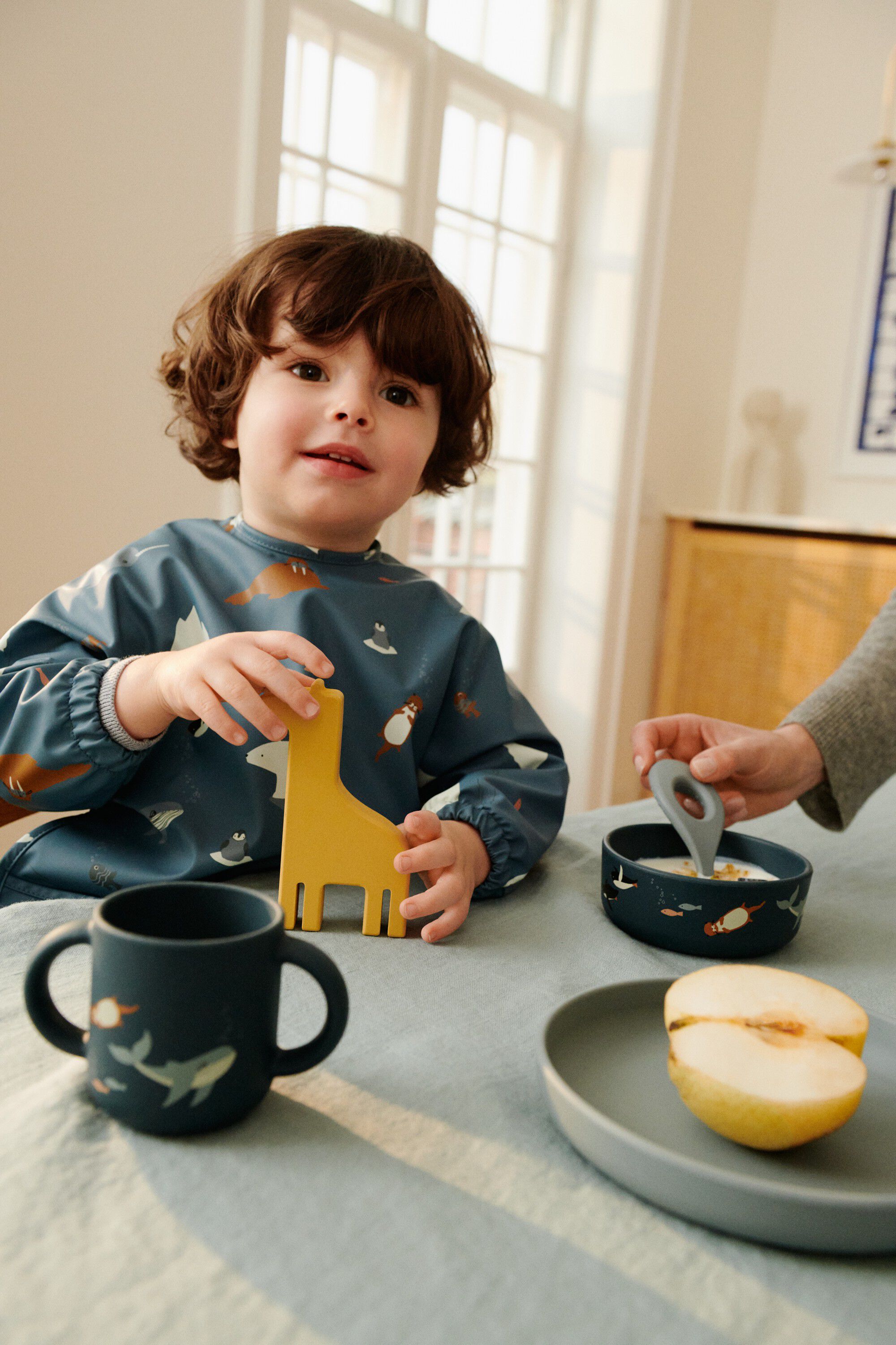 Merle Printed Cape Bib