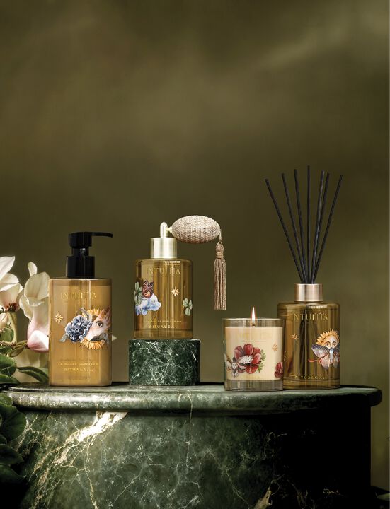 Intuitia Exfoliating Hand Wash 325ml