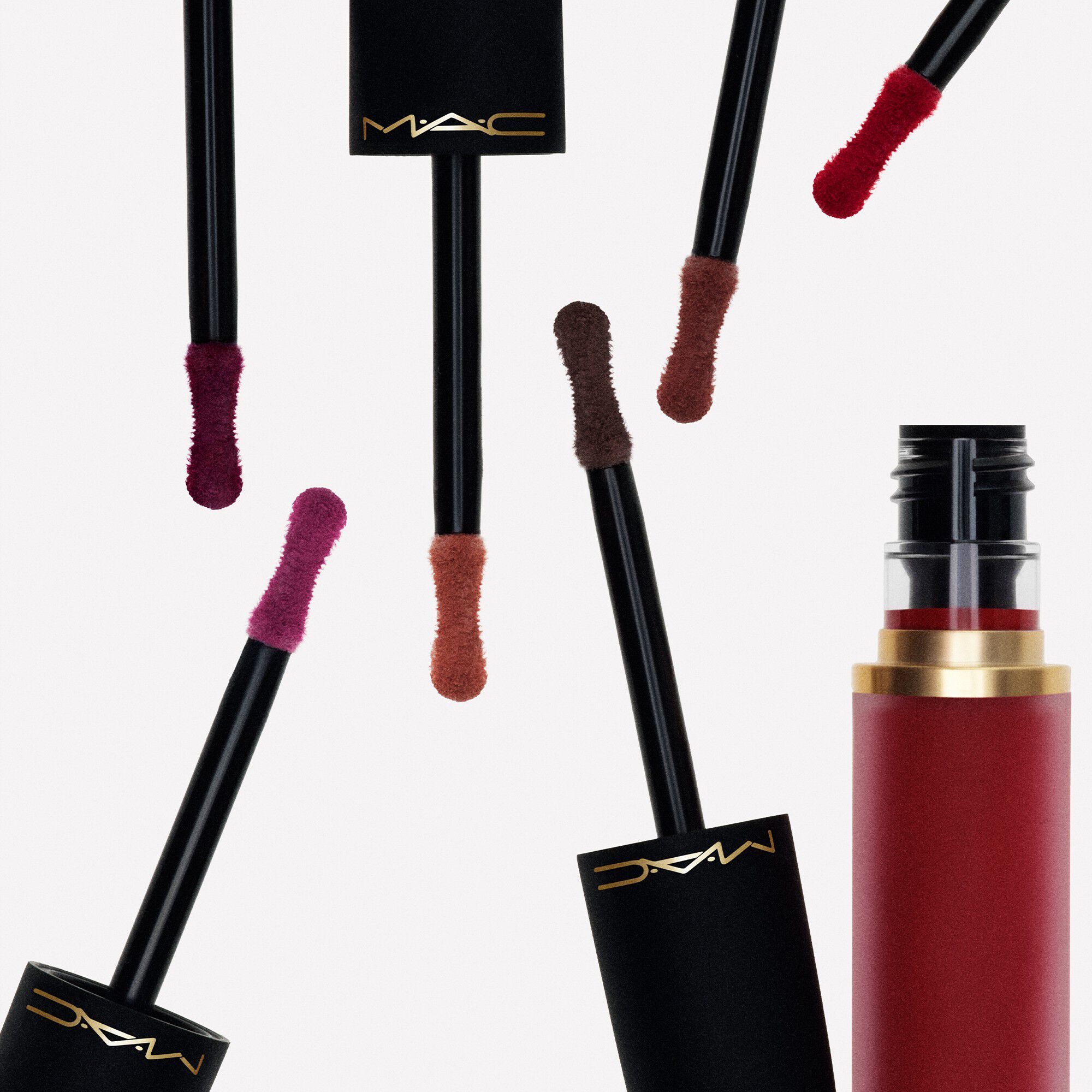 PWDR KSS LIP + CHK MS-IT 5ML/. 17FLO