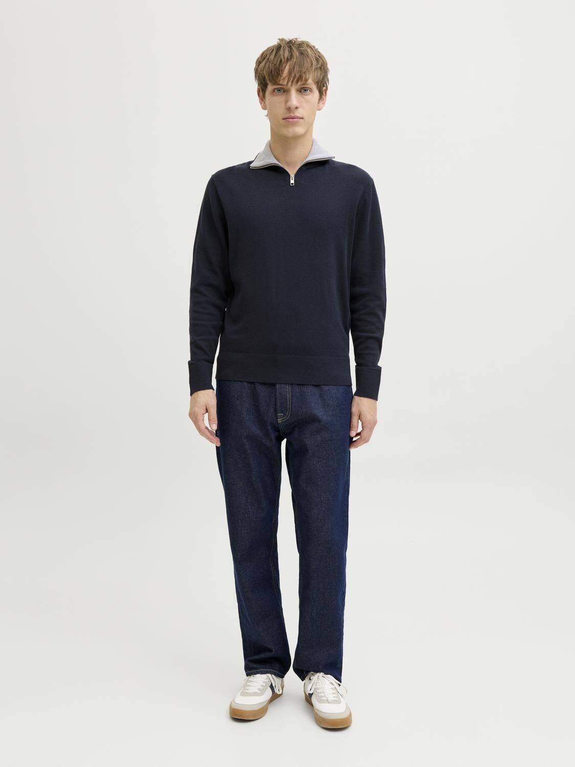 JREBBEATON KNIT HALF ZIP