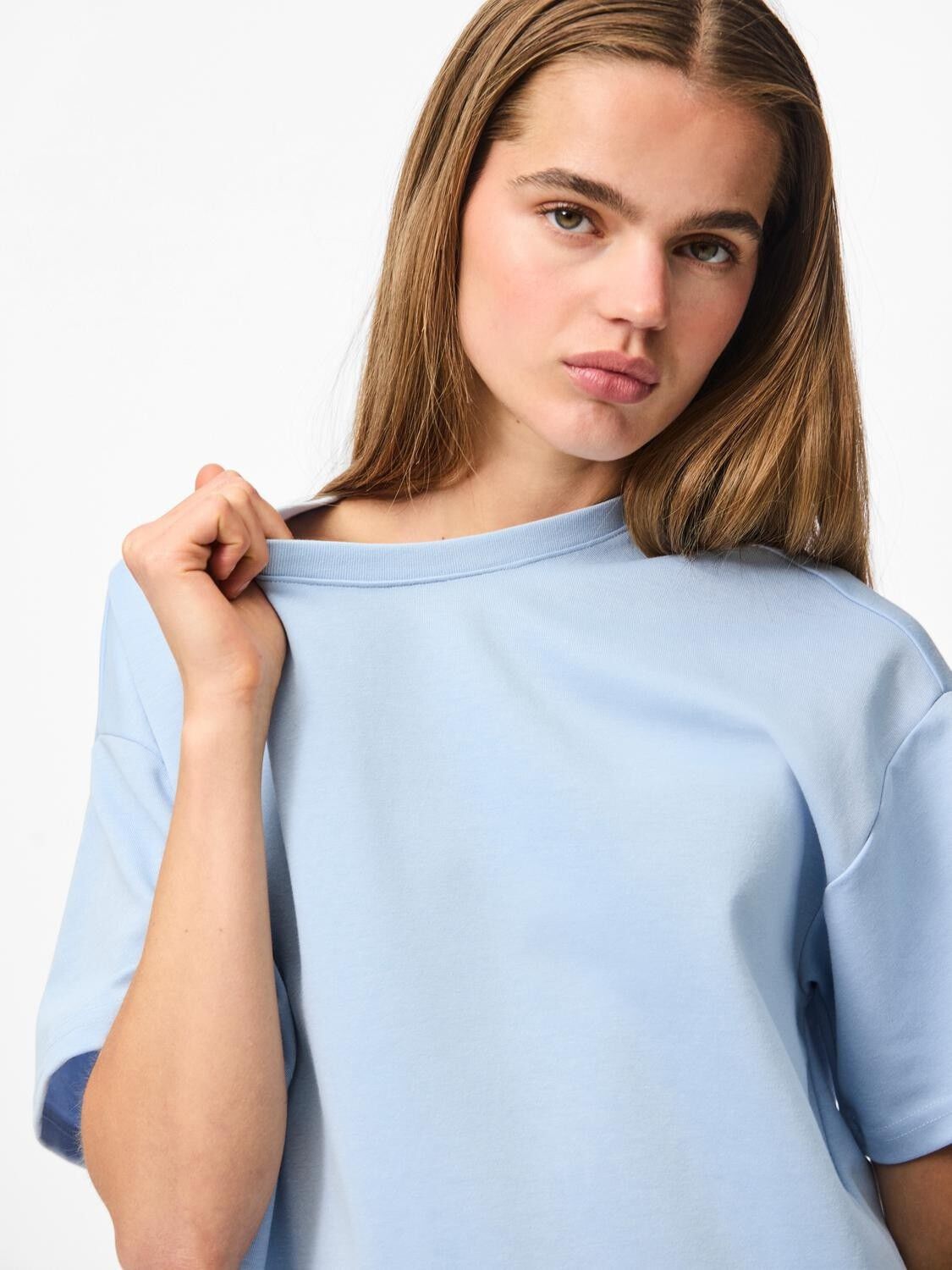 PCSKYLAR SS OVERSIZED TEE JRS NOOS