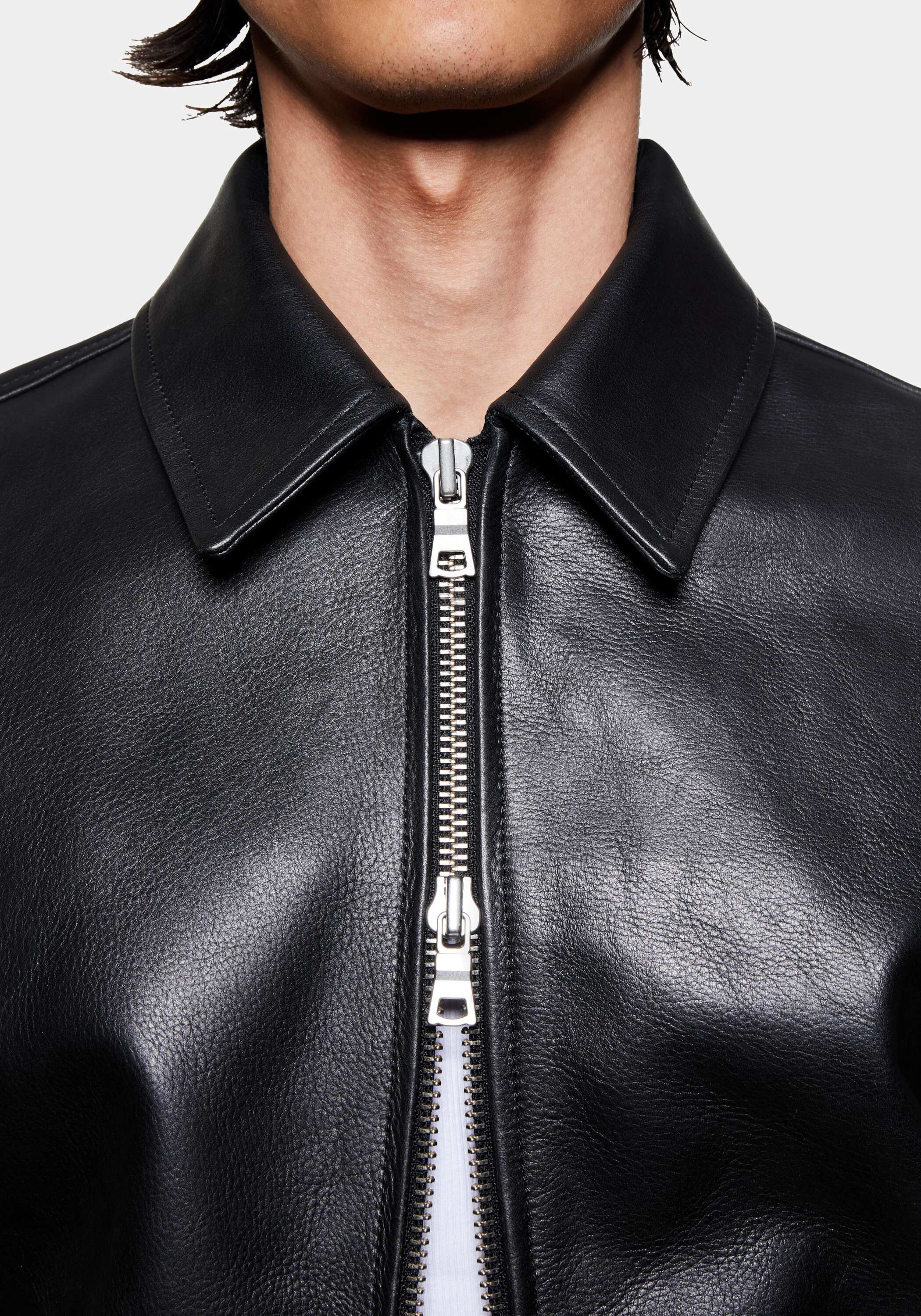 CROPPED LEATHER RIDER