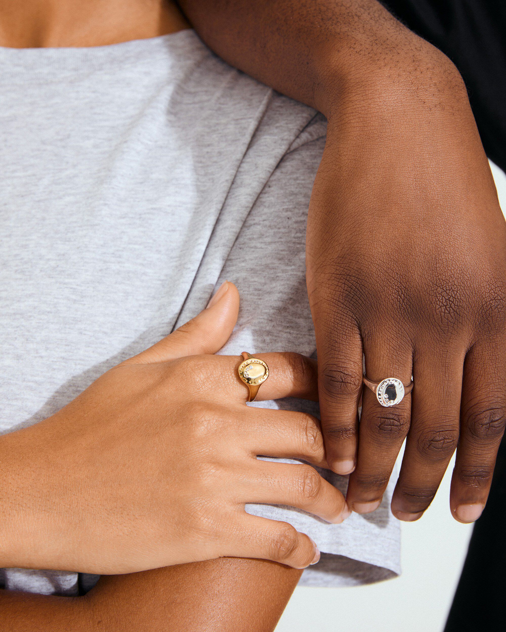 HERE ring gold-plated