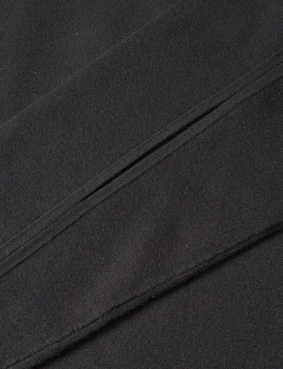 Excursion'' Elbow Slit C-neck Knit